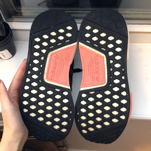Peach Pink NMD R1 (size 6.5) - Picture 5 of 8